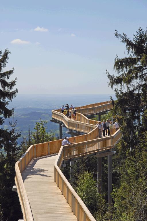 Landgasthof Zum Hirschenstein, Pension Garni ザンクト・エングルマール エクステリア 写真