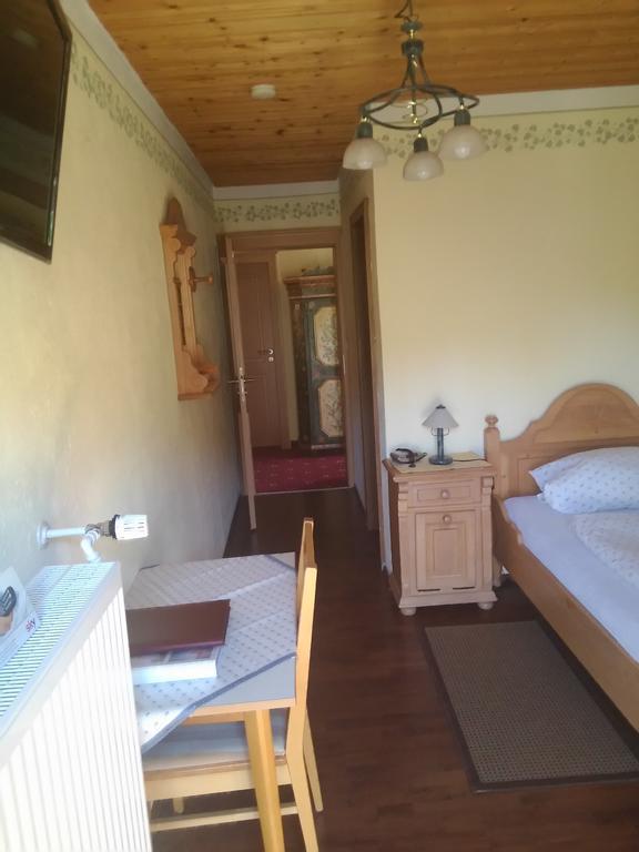 Landgasthof Zum Hirschenstein, Pension Garni ザンクト・エングルマール エクステリア 写真